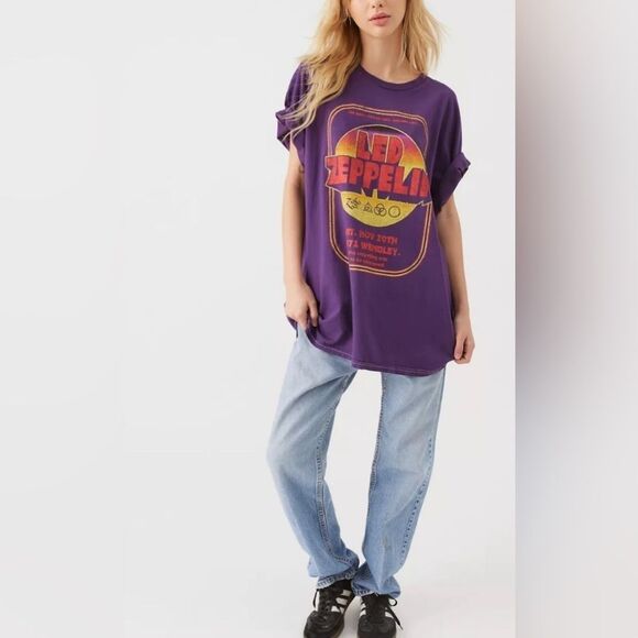Urban Outfitters Led Zeppelin 1971 Wembley Stadium T-Shirt Dress Size S/M - Picture 2 of 8